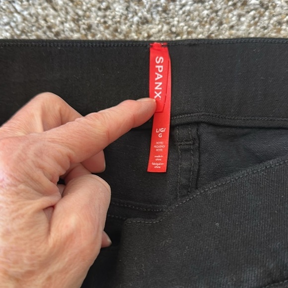 SPANX Black Skinny Jeans, Size Large Petite, NWT - Picture 6 of 7